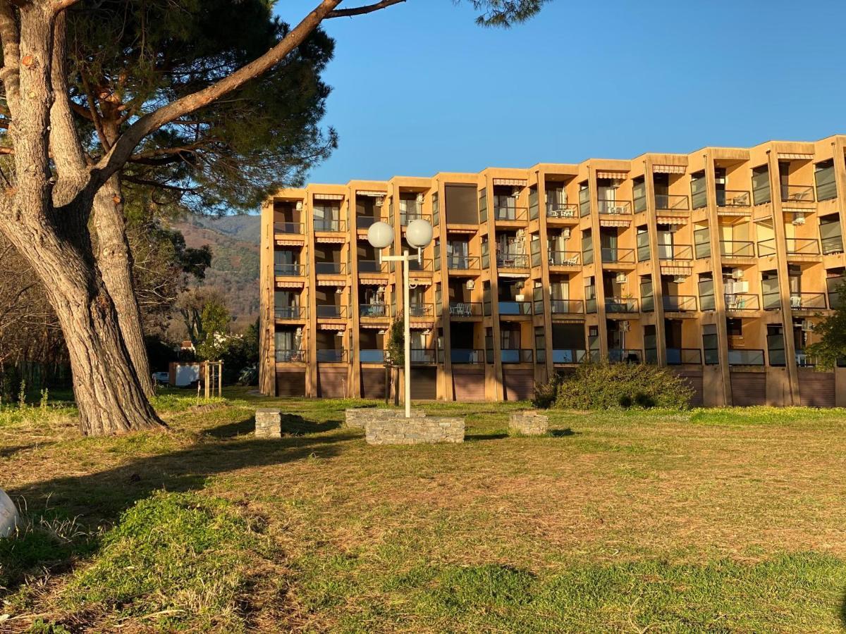 Residence Santa Lucia, Studio Avec Piscine , Vue Mer Et Pied Dans L'Eau , Moriani-Plage Zewnętrze zdjęcie